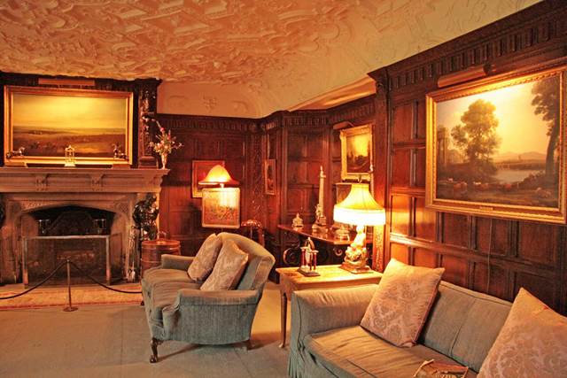 Country Home Furnishings - Room Elegance